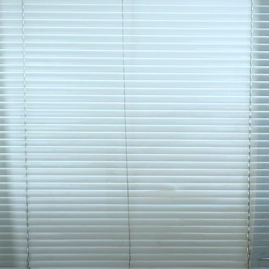 Fixing Bent Blinds American Standard®